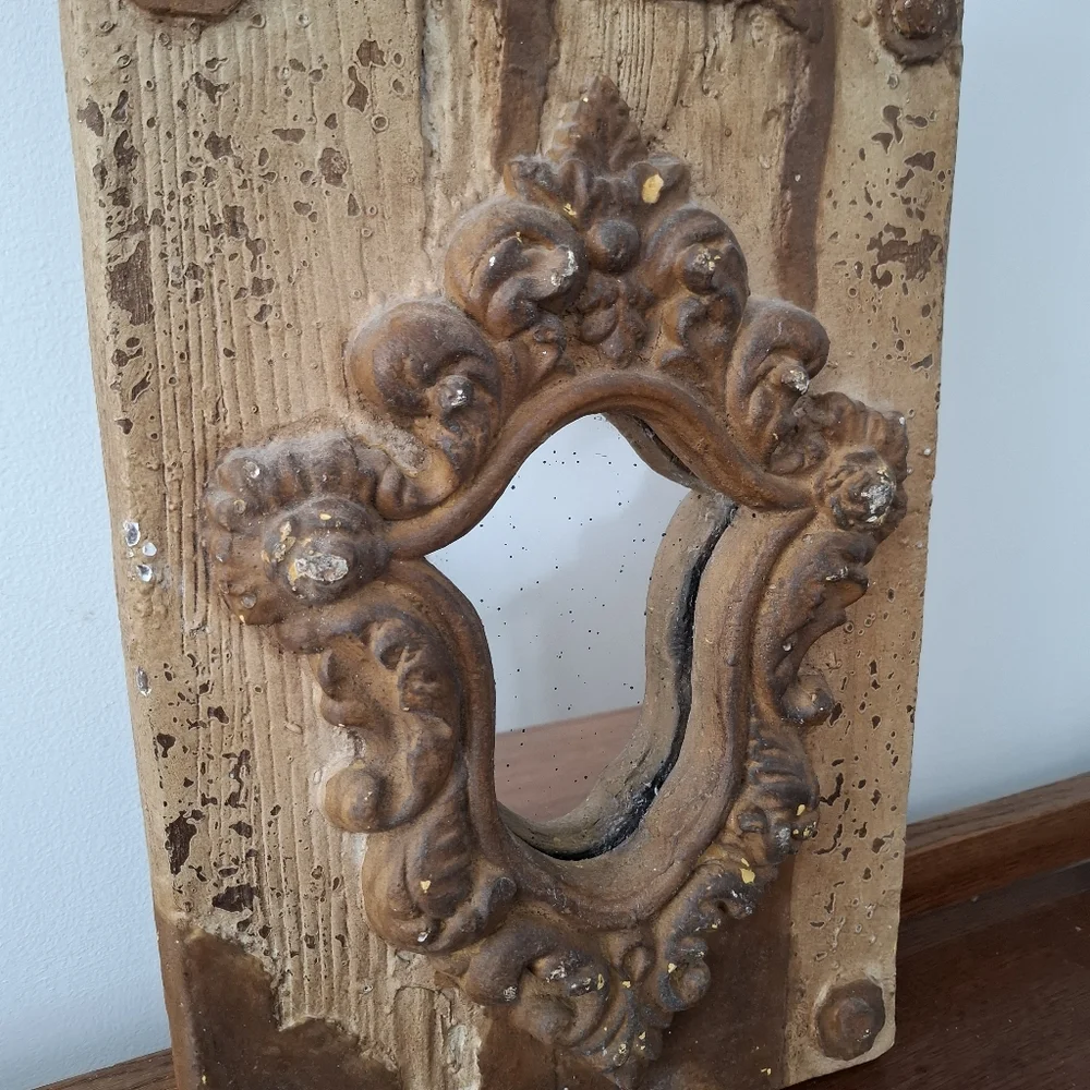 A&B Home Acantha Wall Mirror-Color:Antique White,Style:Classic Vintage